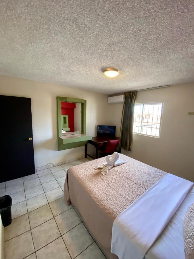 Hotel Los Altos Τιχουάνα Εξωτερικό φωτογραφία